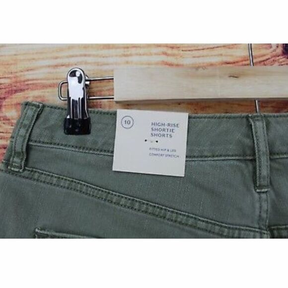 Nwt GREEN UNIVERSAL THREAD SHORTIE SHORTS - Picture 4 of 6